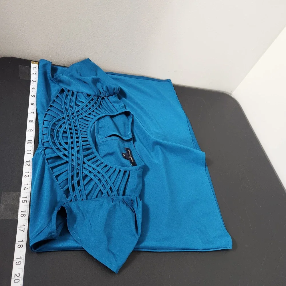 Banana Republic Teal Blue Lattice Cutout Neckline Pleated Blouse Cap Sleeve S